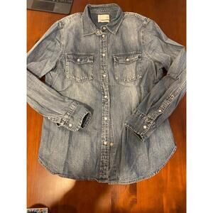 Womens J. Crew Blue Denim Long Sleeve Button Down Pearl Snap Shirt Size 10 Slim